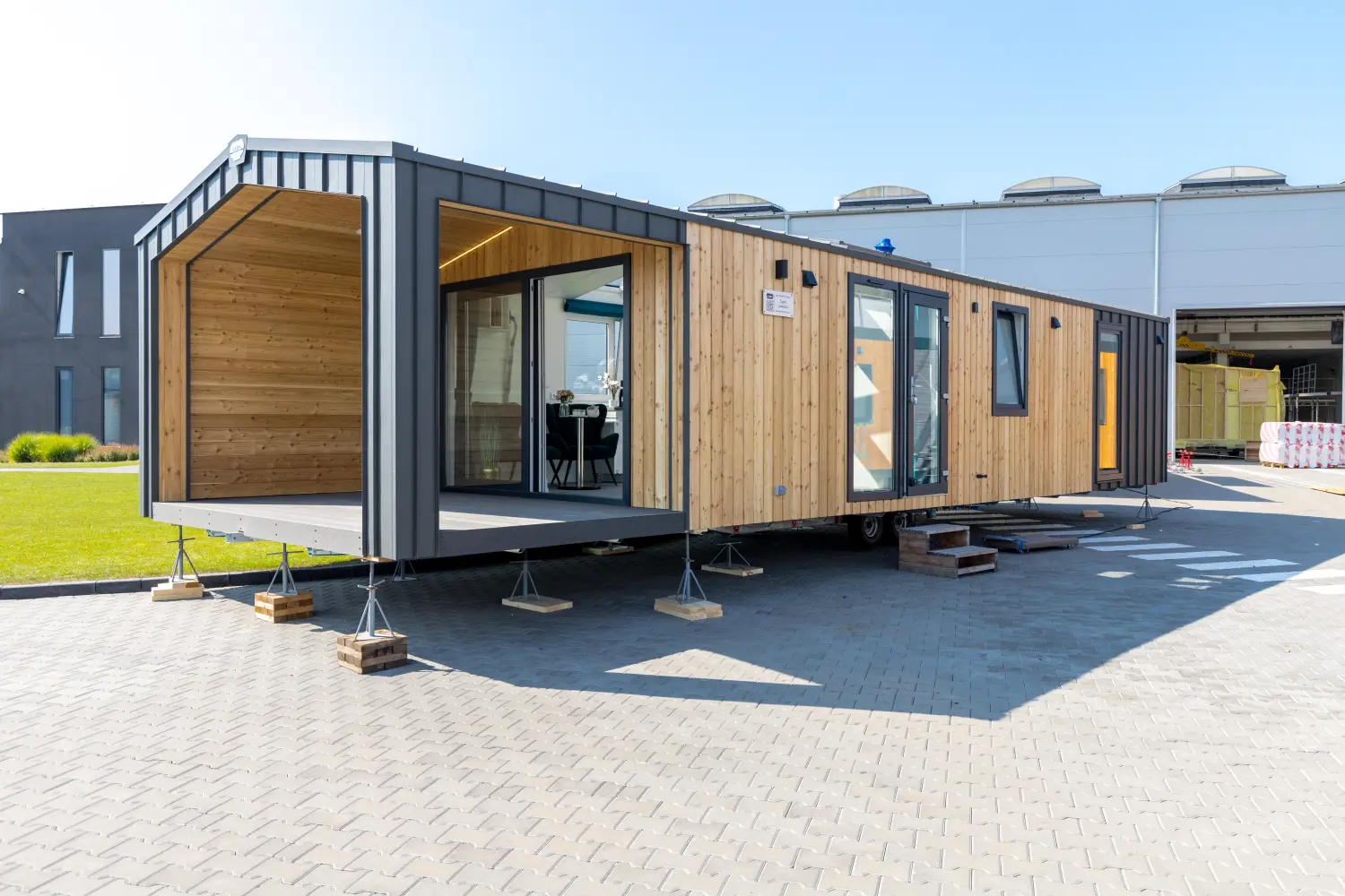 Außenansichten des Tiny Systems Haus